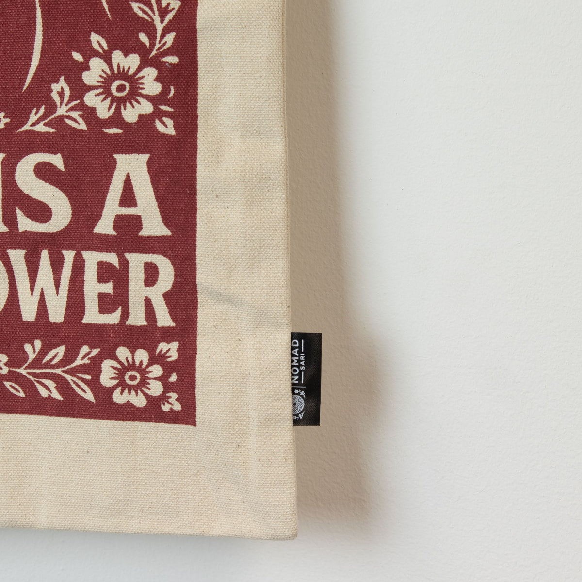 Tasche Toni mit Reißverschluss – Love is a Super Power