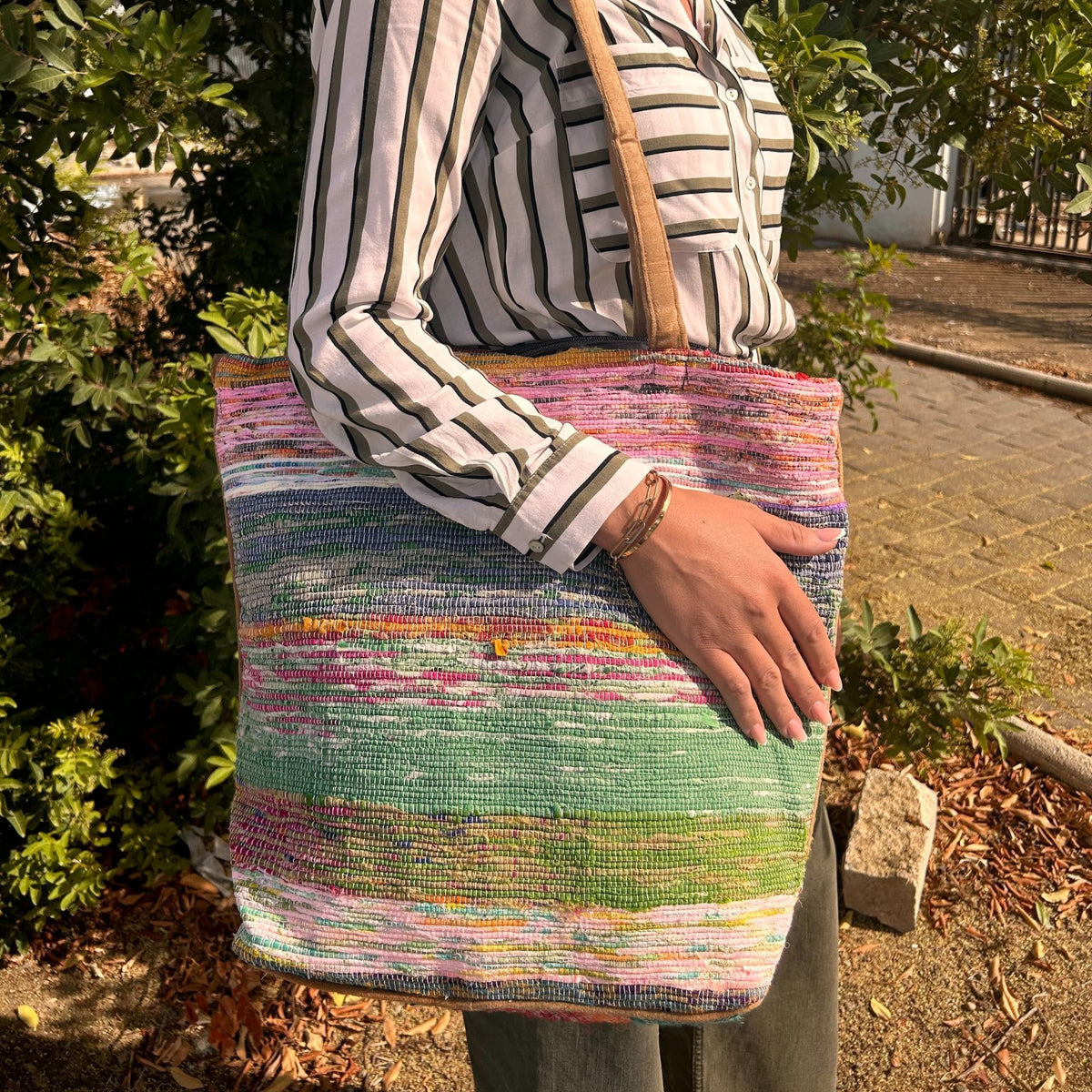 Recycling-Teppichtasche groß – Abendtöne