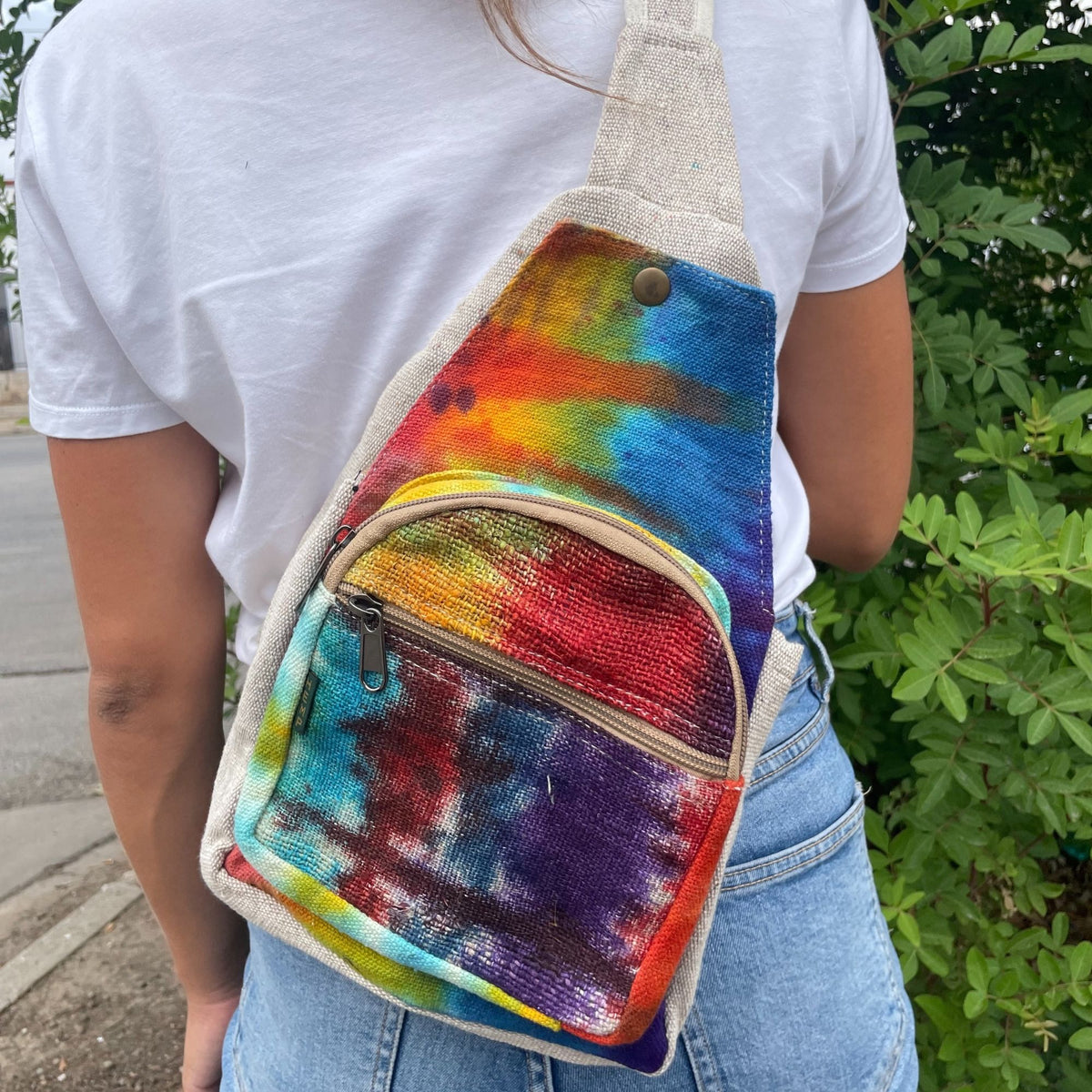 Sling-Umhängetasche – Hanf Batik