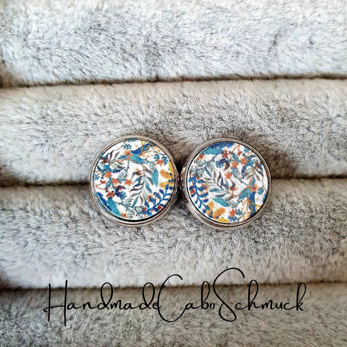 Ohrringe „Holzcabochon Parsley Motiv Blumen“ – 12 mm