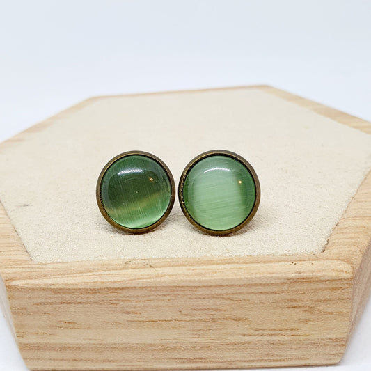 Ohrringe „Cateye Grün Hellgrün“ – 12 mm