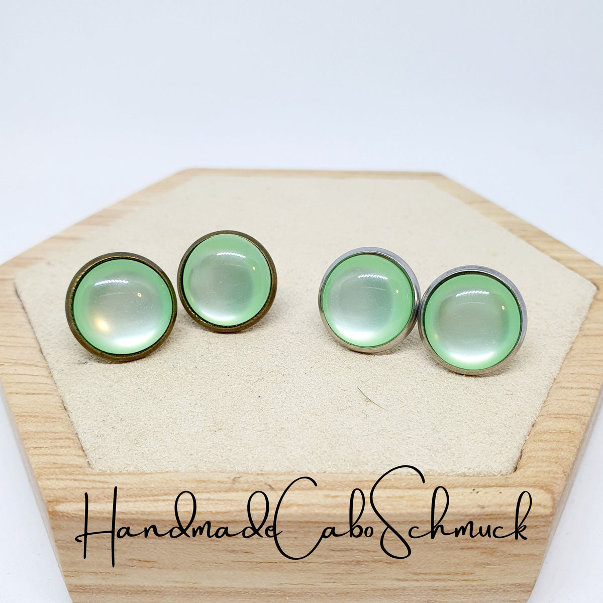 Ohrringe „Mintgrün Hellgrün“ – 12 mm