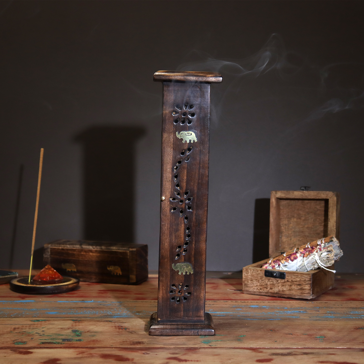Räucherstäbchenhalter aus Holz