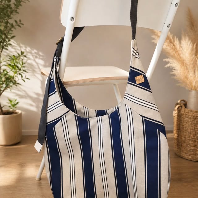 Gestreifte Tasche