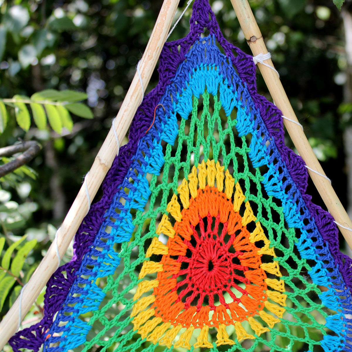 Bali-Traumfänger groß – Pyramide – bunt