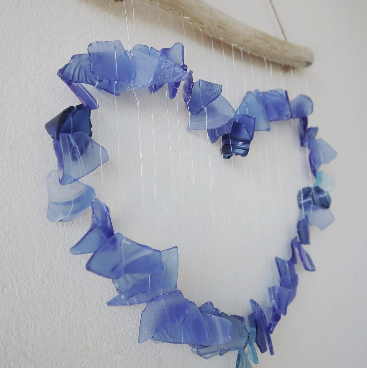 Windspiel aus Recyclingglas – Blaues Herz