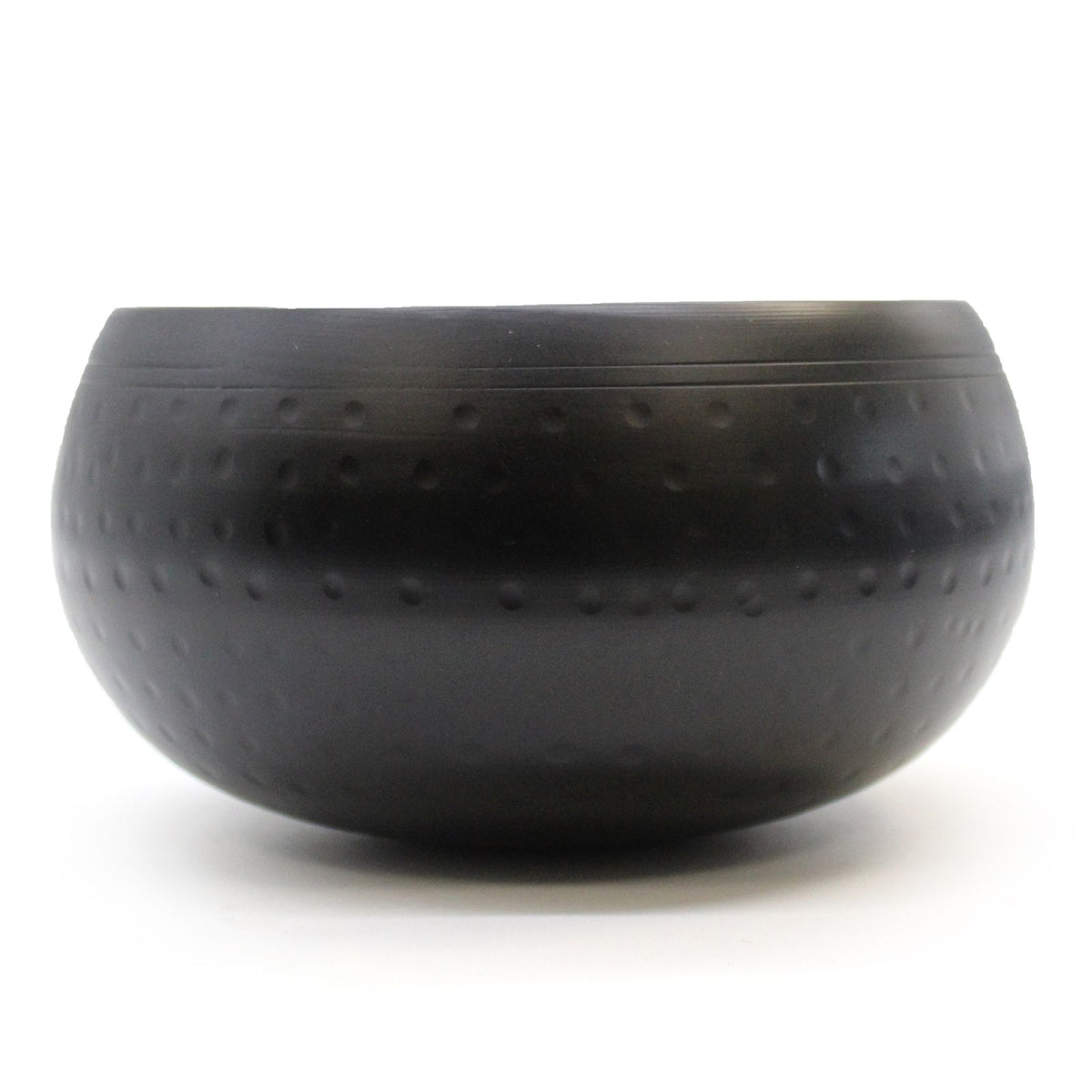 Klangschale – schwarz gehämmert – 18 cm
