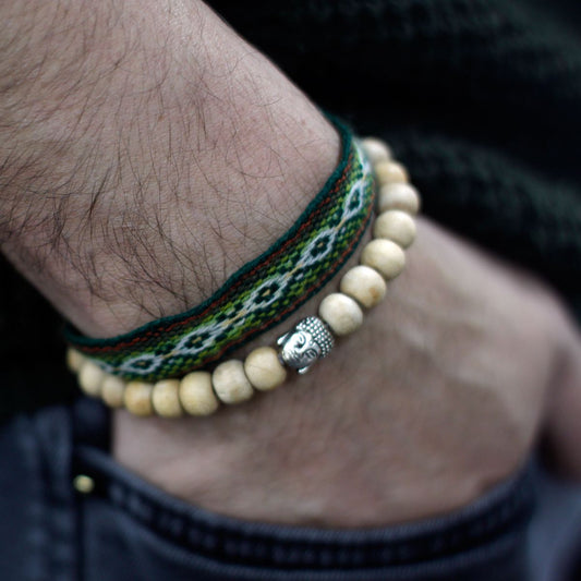 Armreif – Sandelholzperlen mit Buddha