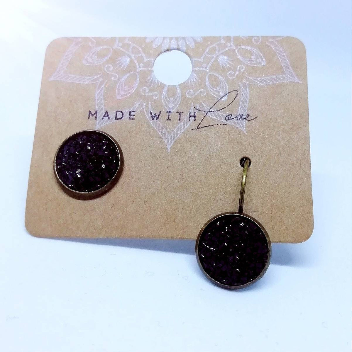 Ohrringe „Resincabochon Druzy Schwarz“ – 12 mm