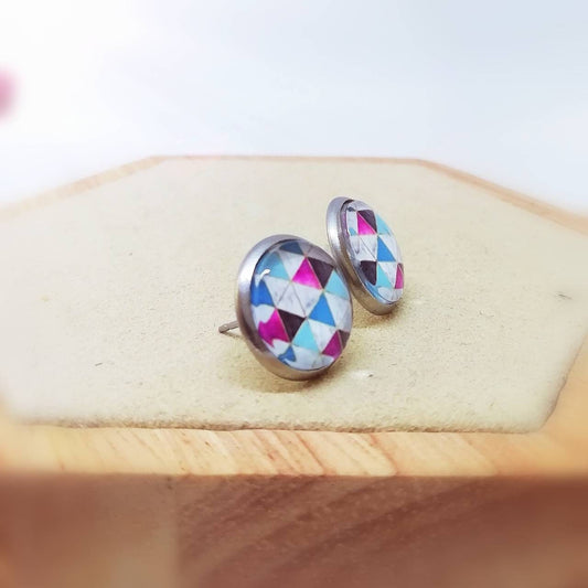 Ohrringe „Geometrisches Muster Weiß Pink“ – 12 mm