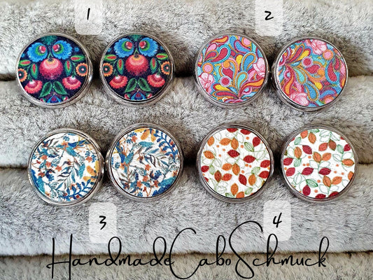 Ohrringe „Holzcabochon Parsley Motiv Blumen“ – 12 mm