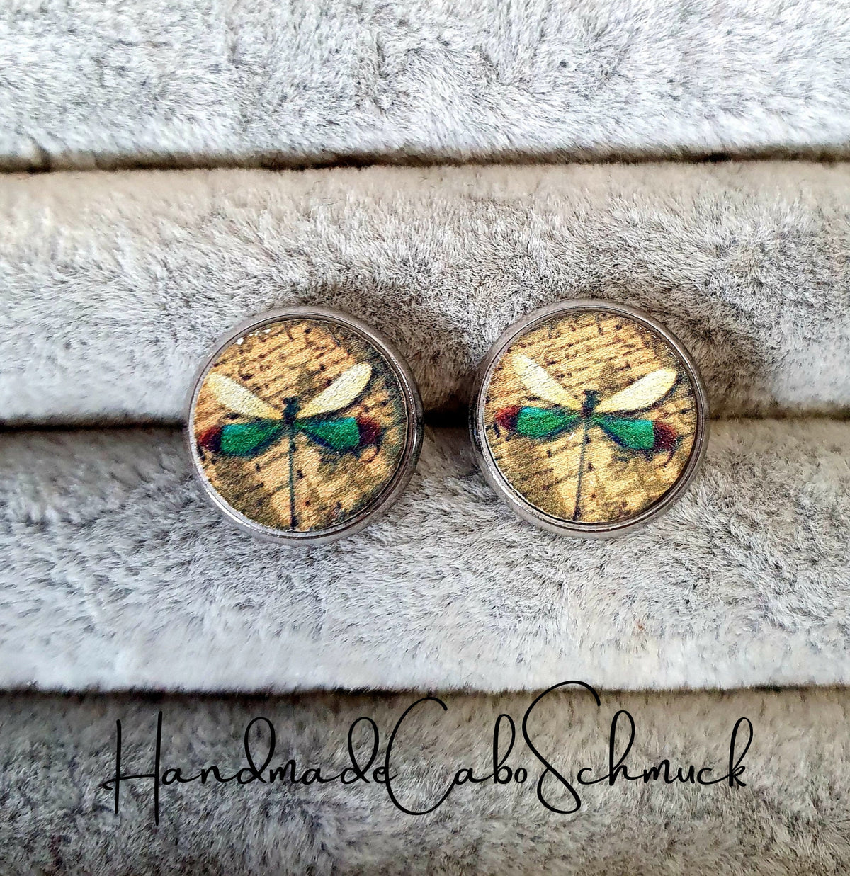 Ohrringe „Holzcabochon Schmetterling“ – 12 mm
