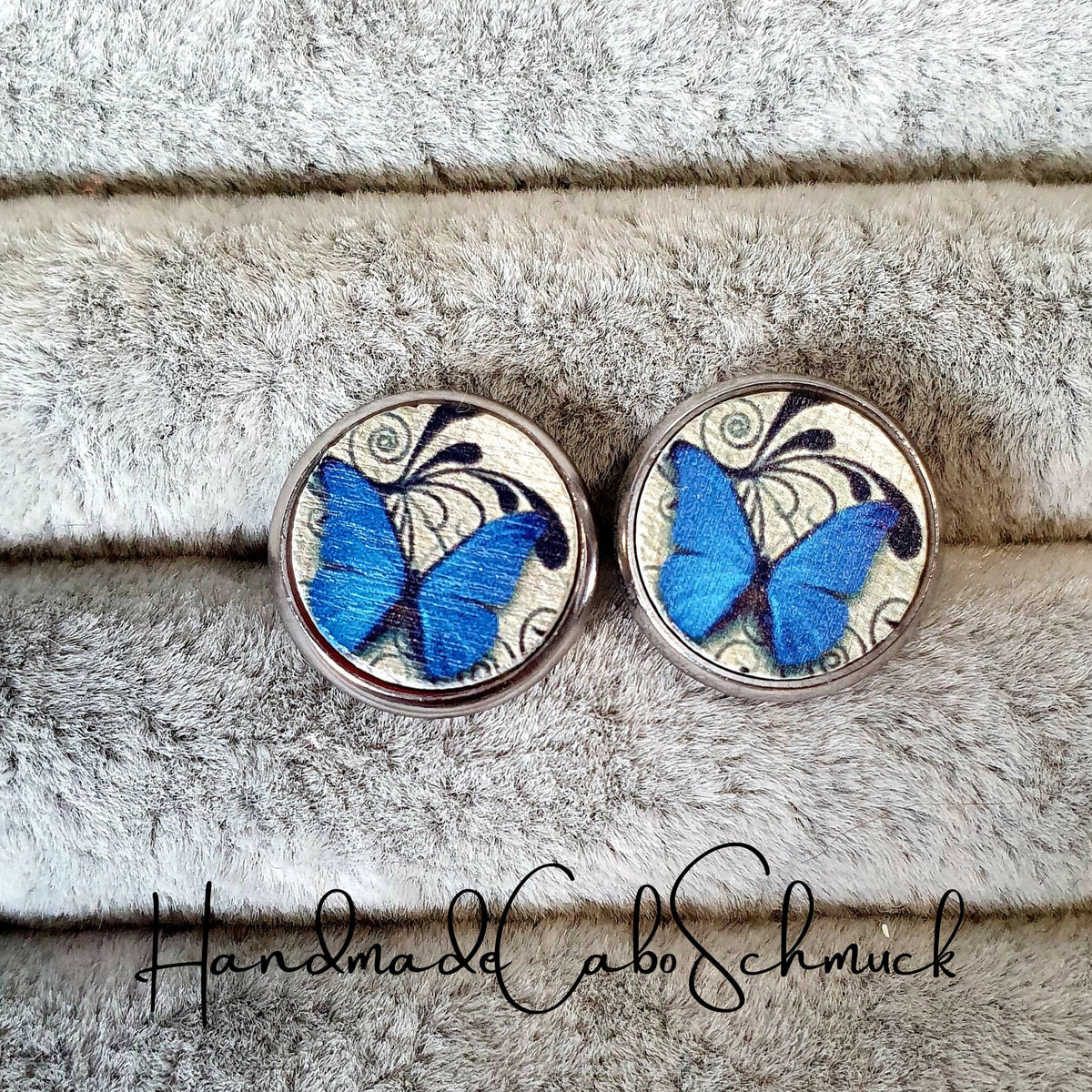 Ohrringe „Holzcabochon Schmetterling“ – 12 mm