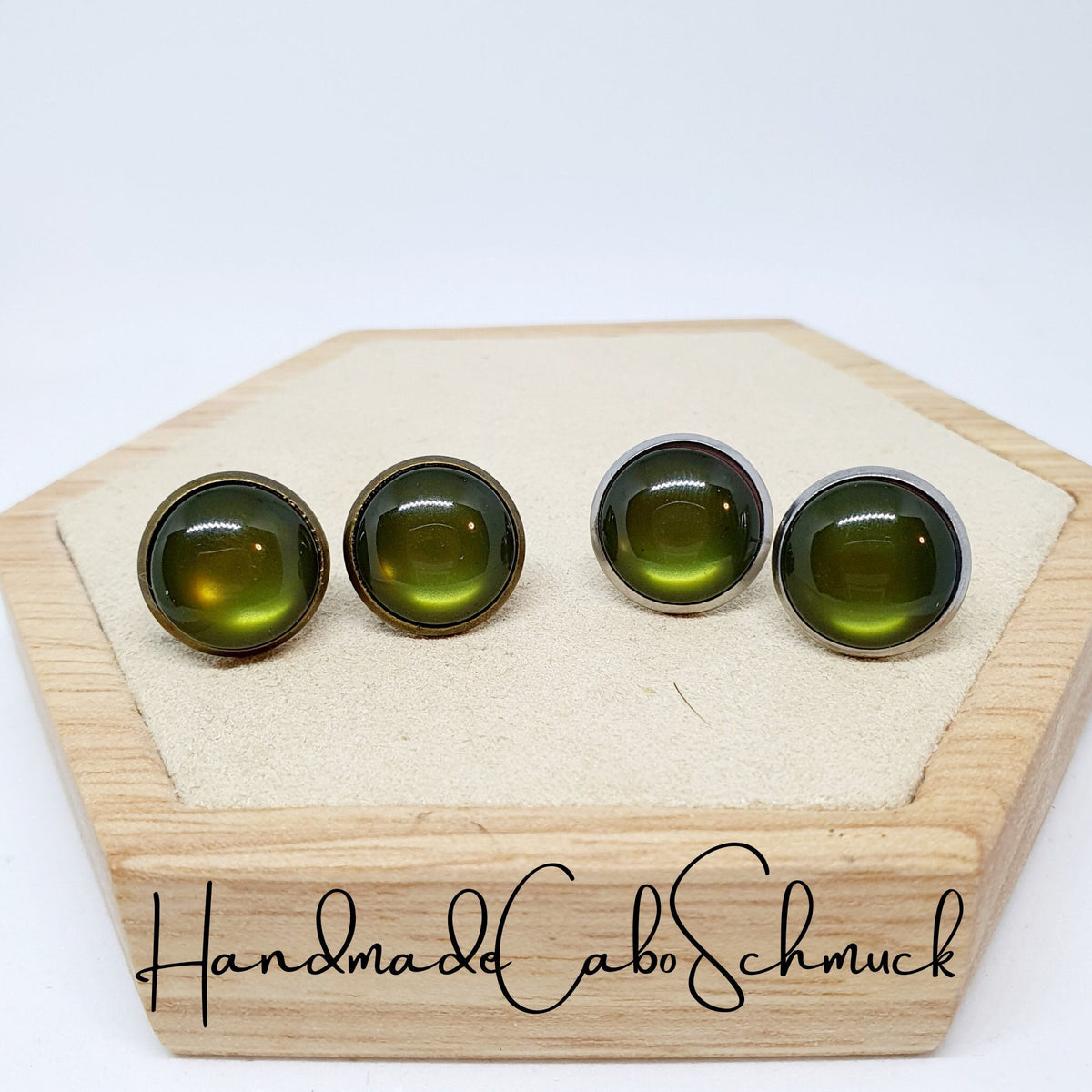 Ohrringe „Olivgrün“ – 12 mm