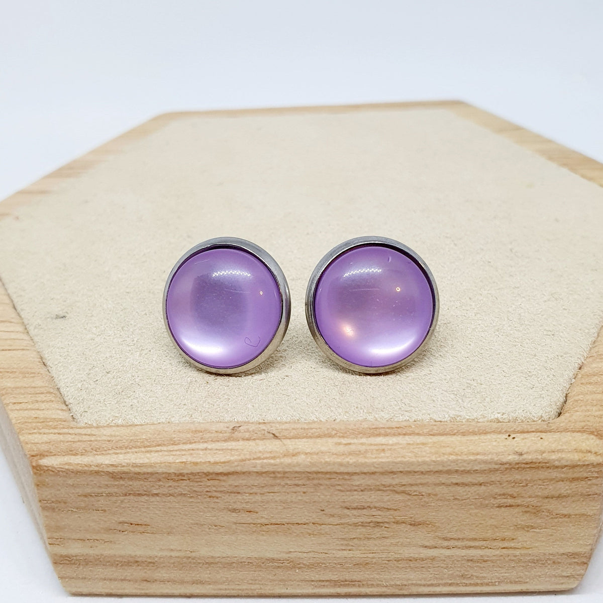 Ohrringe „Flieder Lila“ – 12 mm