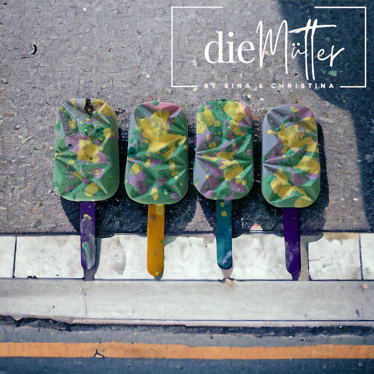 Kreide-Eis am Stiel