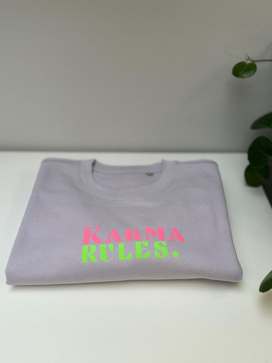 Statement-Sweatshirt „Karma rules“ – Lavendel