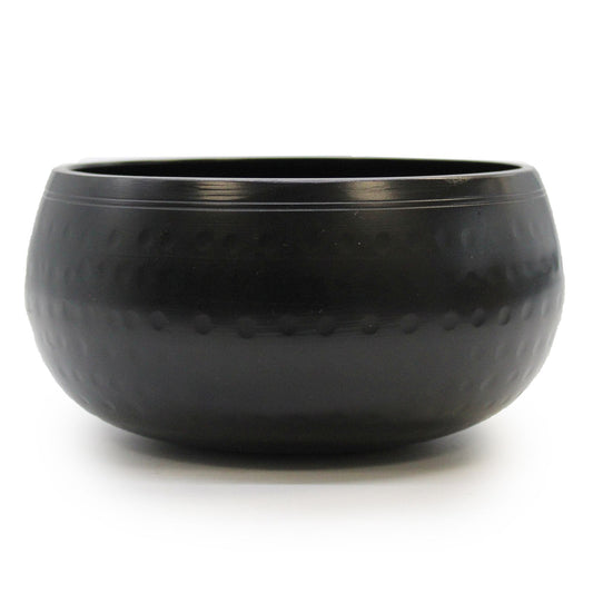 Klangschale – schwarz gehämmert – 15 cm