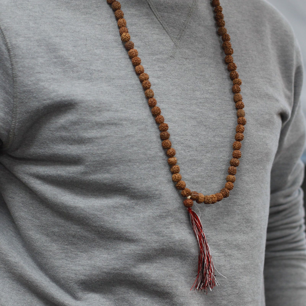 Rudraksha-Mala – 108 Perlen – Natur